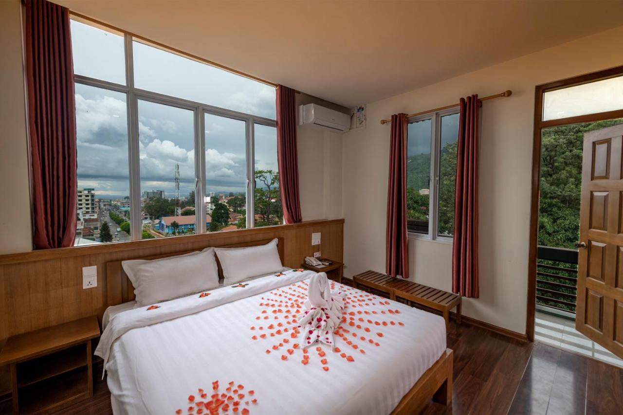 Uct Taunggyi Hotel Eksteriør billede