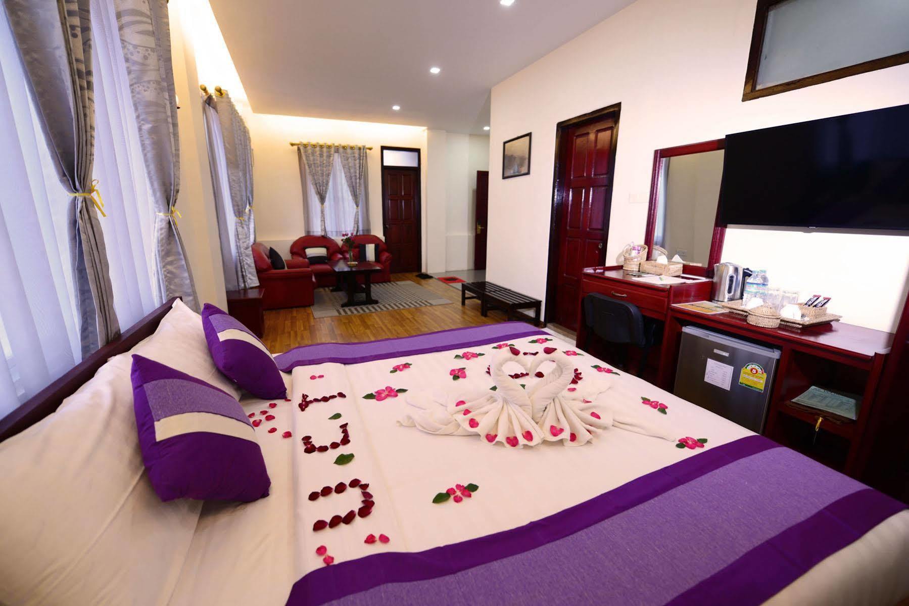 Uct Taunggyi Hotel Eksteriør billede