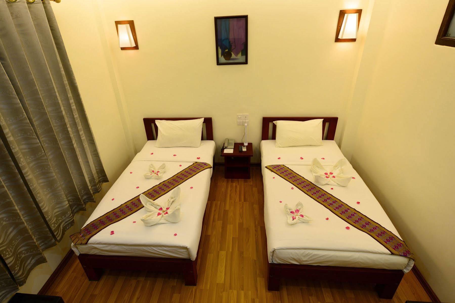 Uct Taunggyi Hotel Eksteriør billede